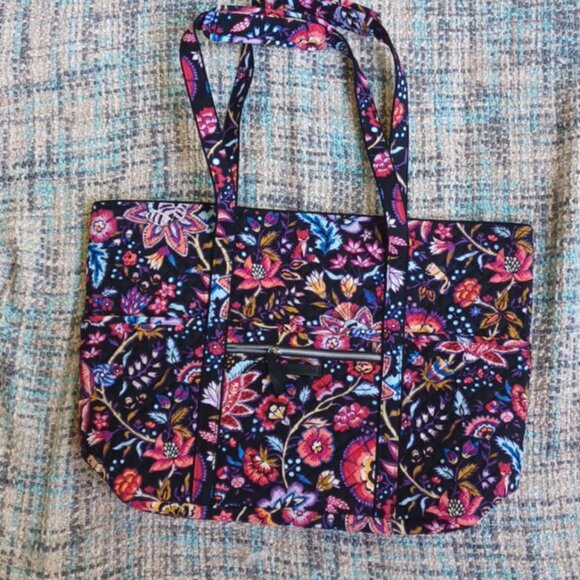 Vera Bradley Get Carried Away Large Tote in Foxwood - Picture 1 of 4